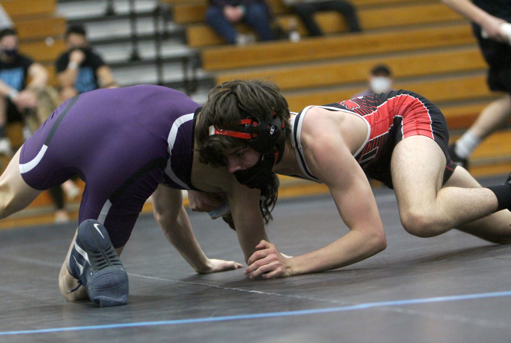 Division 1 prep wrestling regionals at Eau Claire North 1-30-21